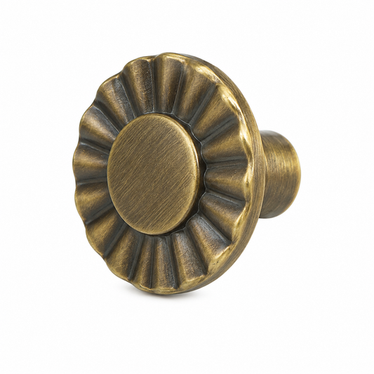 Antique knob round